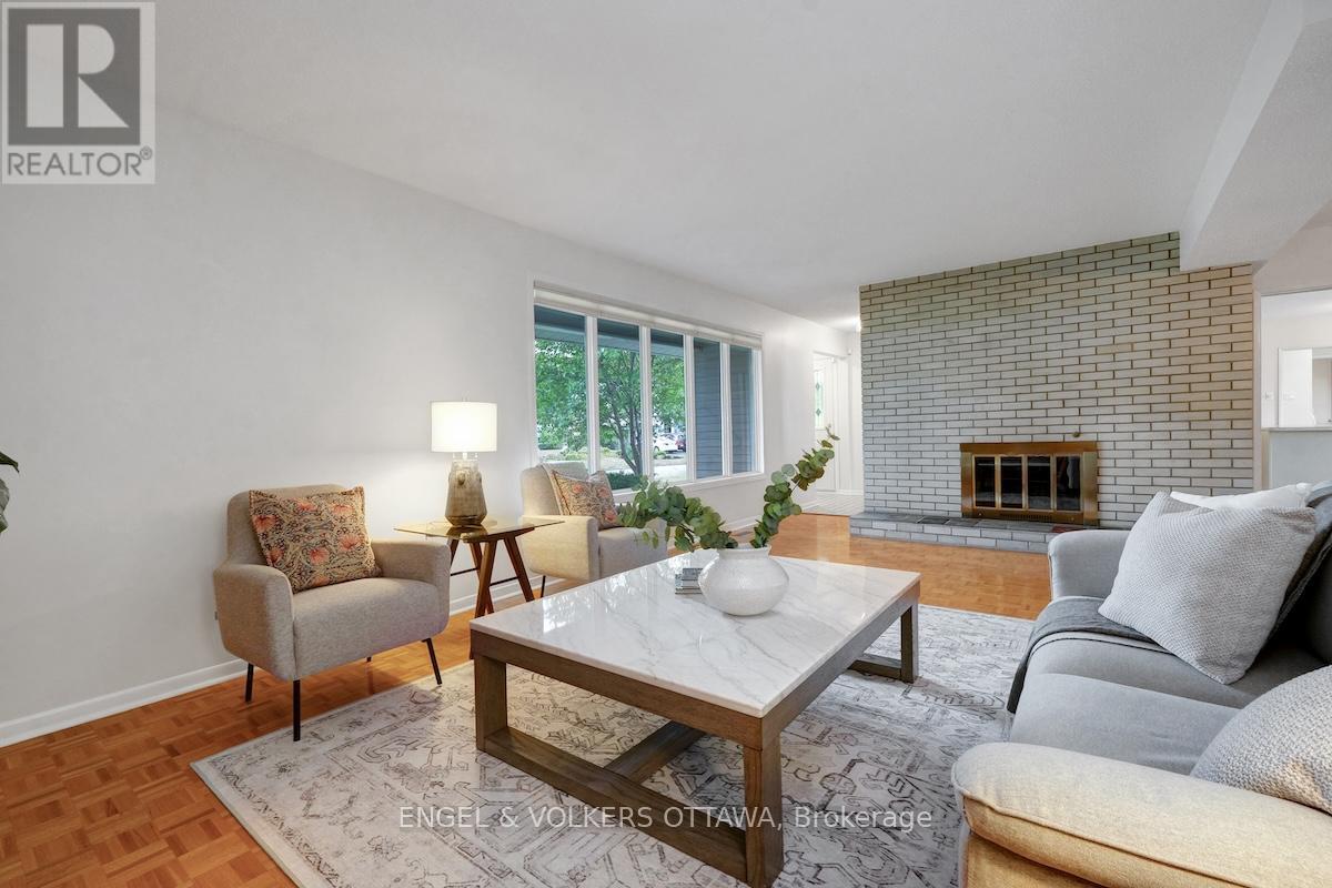 29 Qualicum Street, Ottawa, Ontario  K2H 7H1 - Photo 12 - X12426186