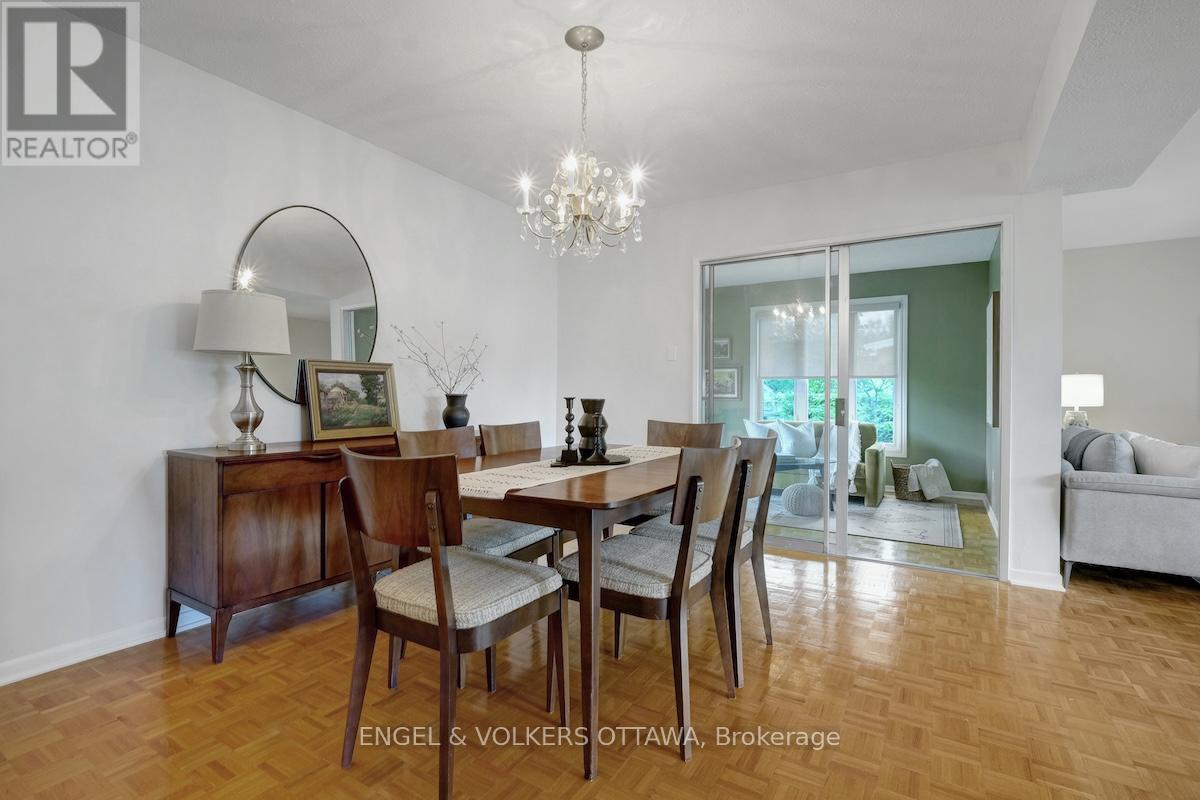 29 Qualicum Street, Ottawa, Ontario  K2H 7H1 - Photo 15 - X12426186