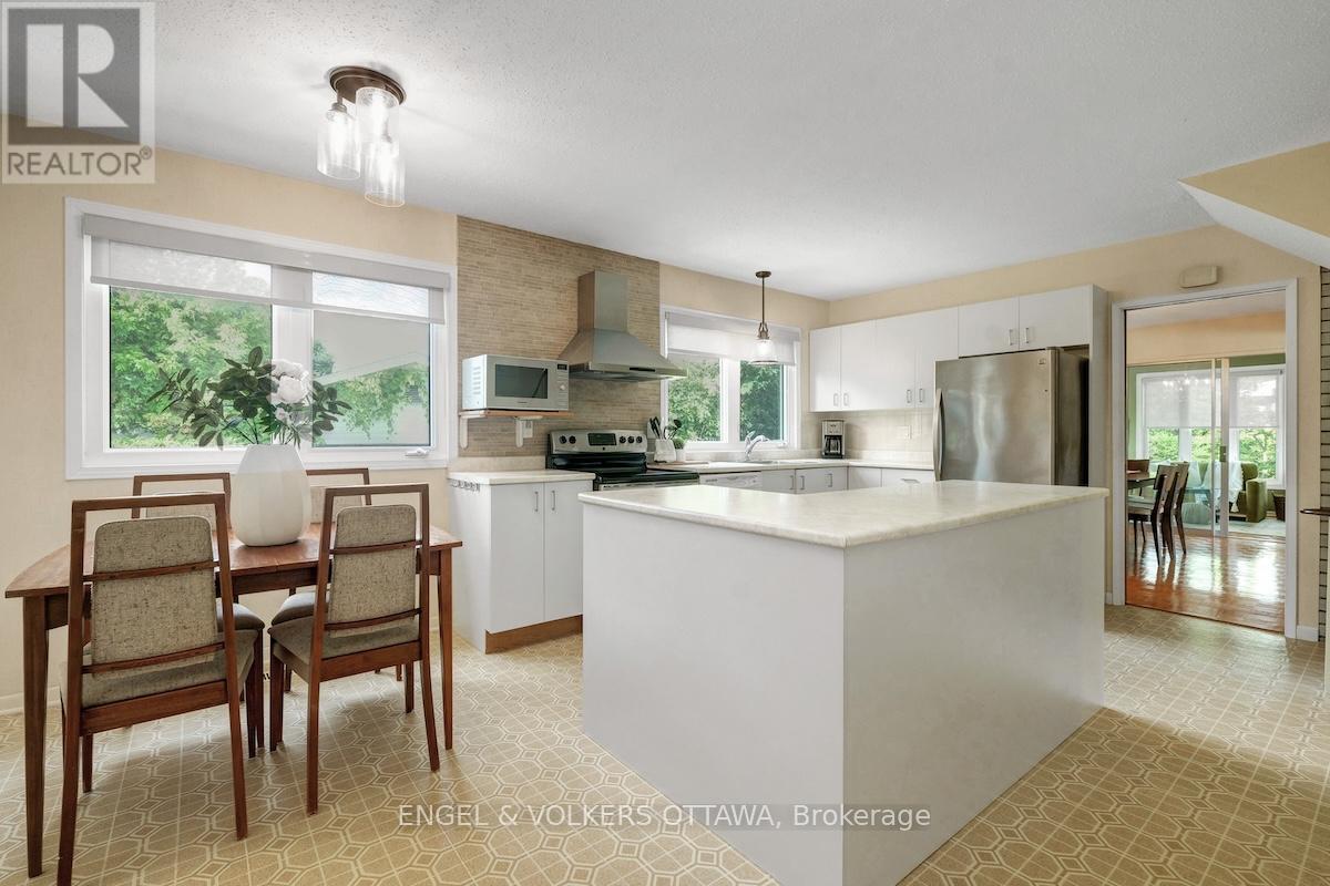 29 Qualicum Street, Ottawa, Ontario  K2H 7H1 - Photo 21 - X12426186