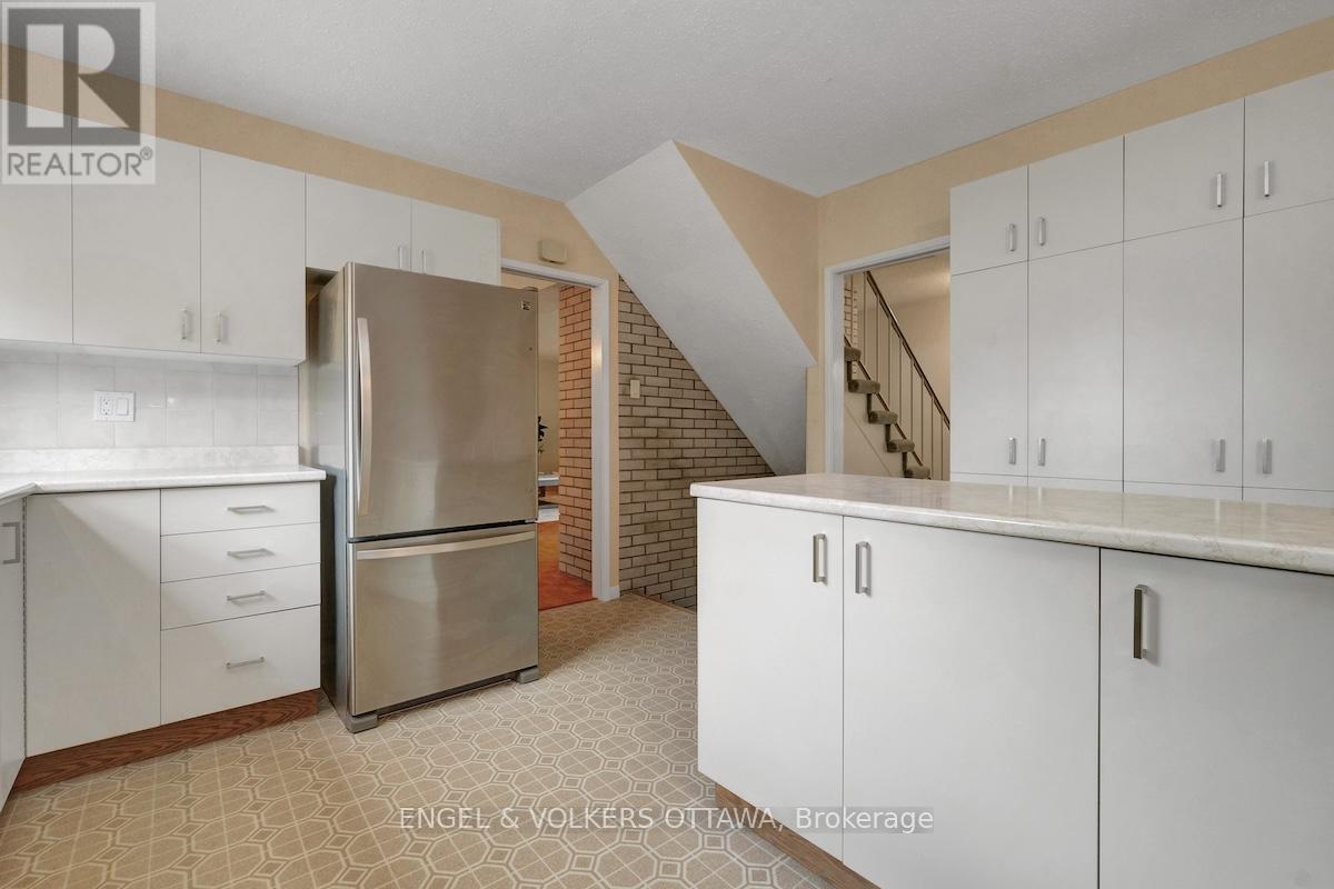 29 Qualicum Street, Ottawa, Ontario  K2H 7H1 - Photo 22 - X12426186