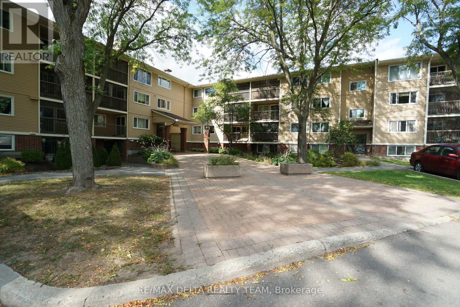 412 - 6376 BILBERRY DRIVE, Ottawa, Ontario