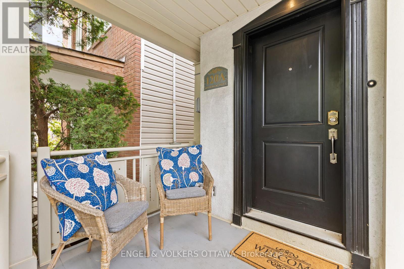 A - 120 Drummond Street, Ottawa, Ontario  K1S 1J9 - Photo 2 - X12426217