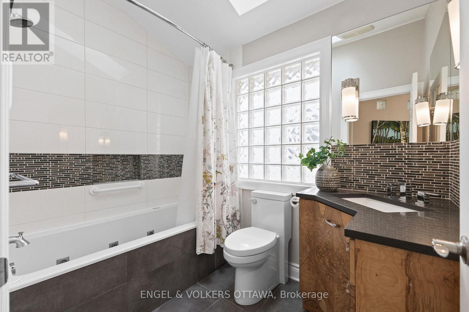 A - 120 Drummond Street, Ottawa, Ontario  K1S 1J9 - Photo 24 - X12426217