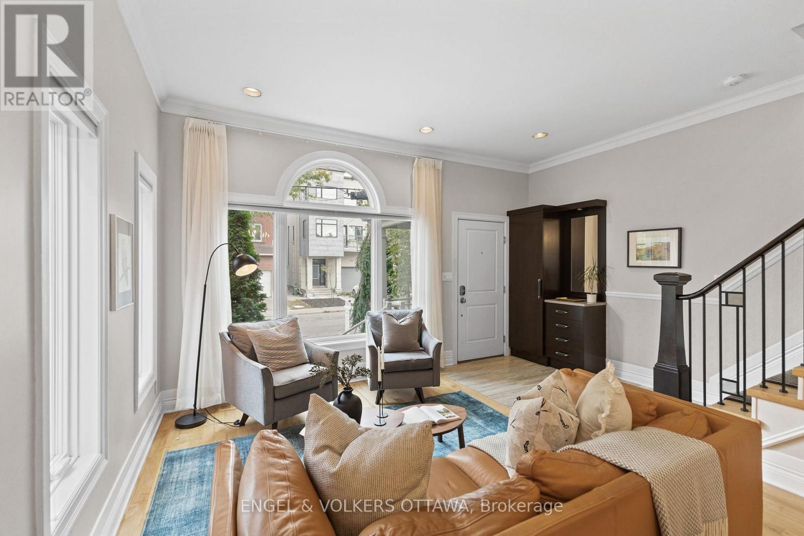 A - 120 Drummond Street, Ottawa, Ontario  K1S 1J9 - Photo 4 - X12426217