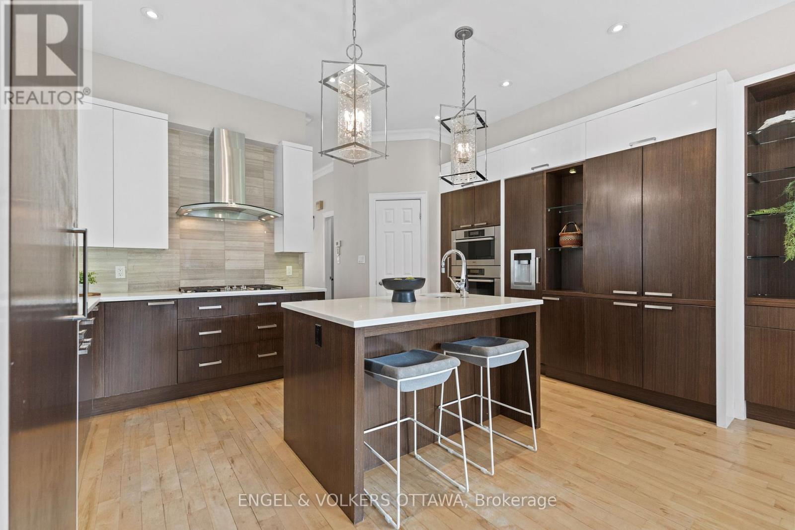 A - 120 Drummond Street, Ottawa, Ontario  K1S 1J9 - Photo 8 - X12426217