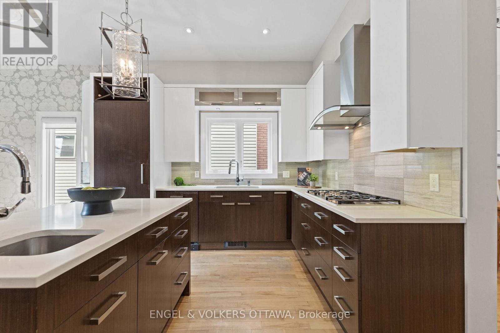 A - 120 Drummond Street, Ottawa, Ontario  K1S 1J9 - Photo 9 - X12426217