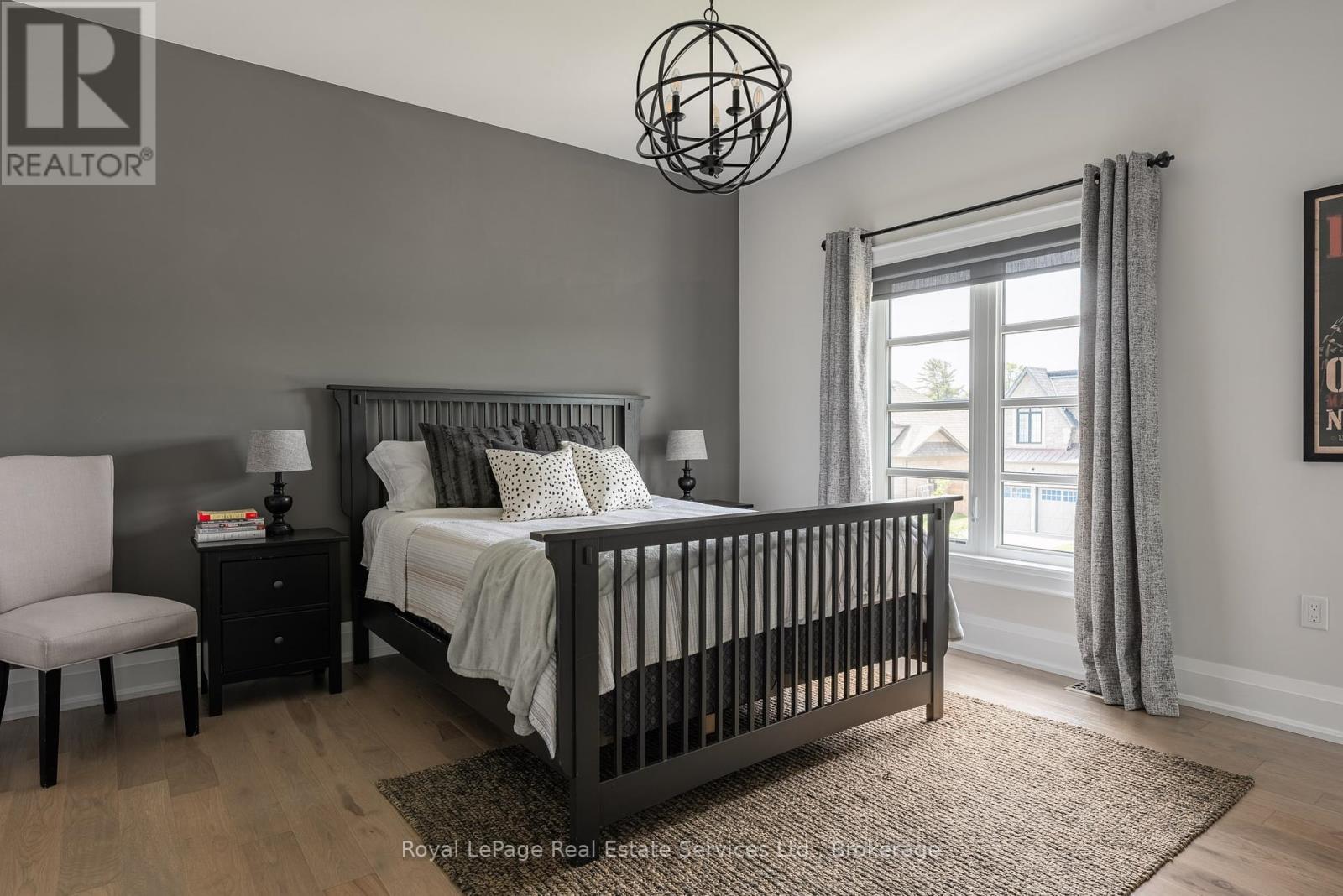 215 Prince George Crescent, Oakville, Ontario  L6L 0G5 - Photo 29 - W12426210