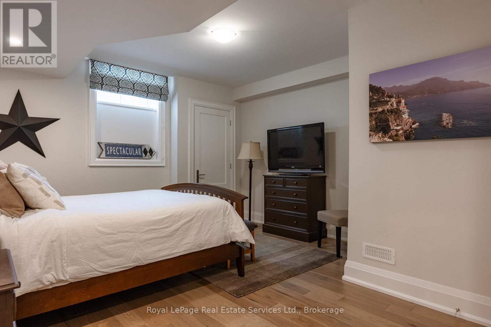 215 Prince George Crescent, Oakville, Ontario  L6L 0G5 - Photo 34 - W12426210