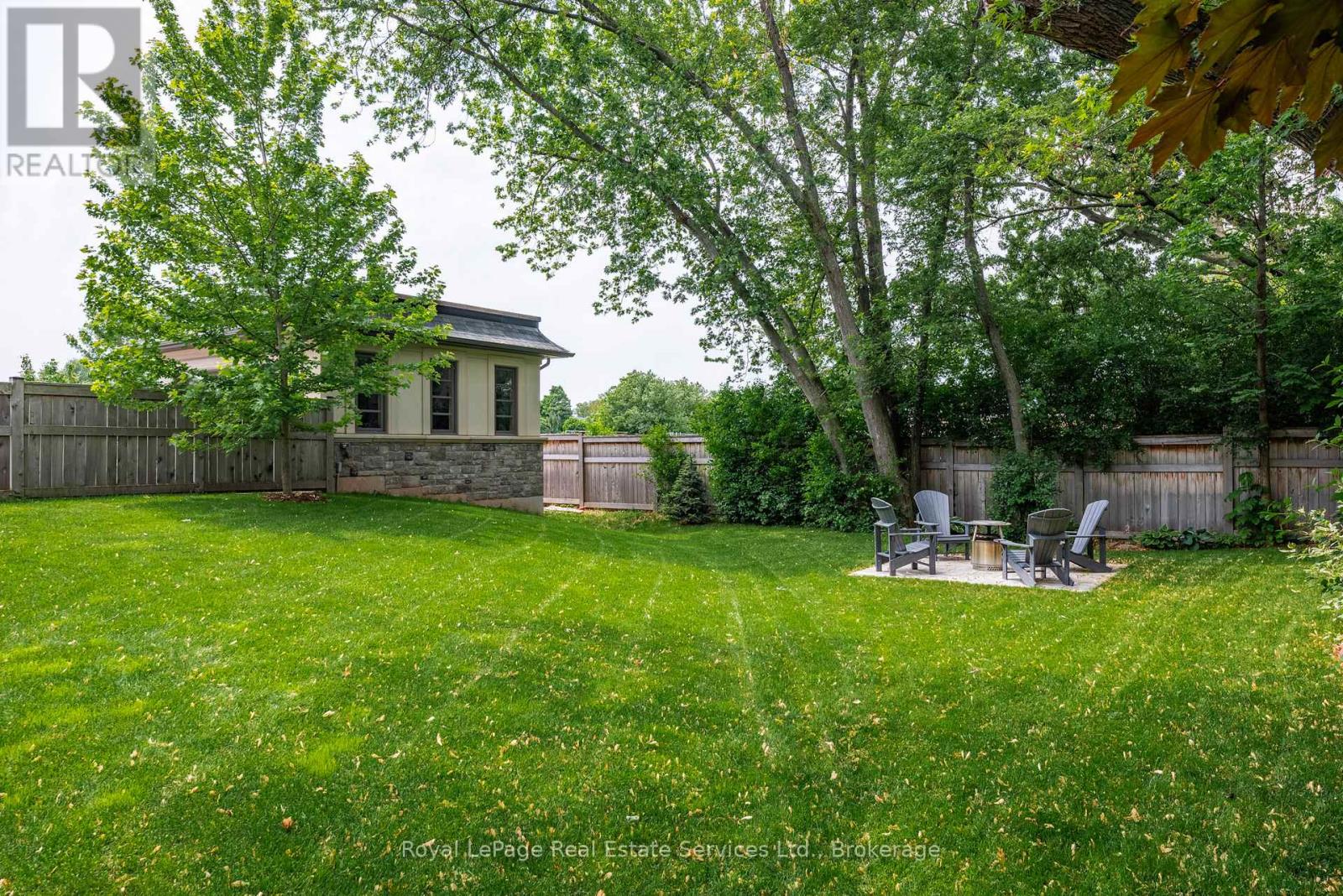 215 Prince George Crescent, Oakville, Ontario  L6L 0G5 - Photo 42 - W12426210