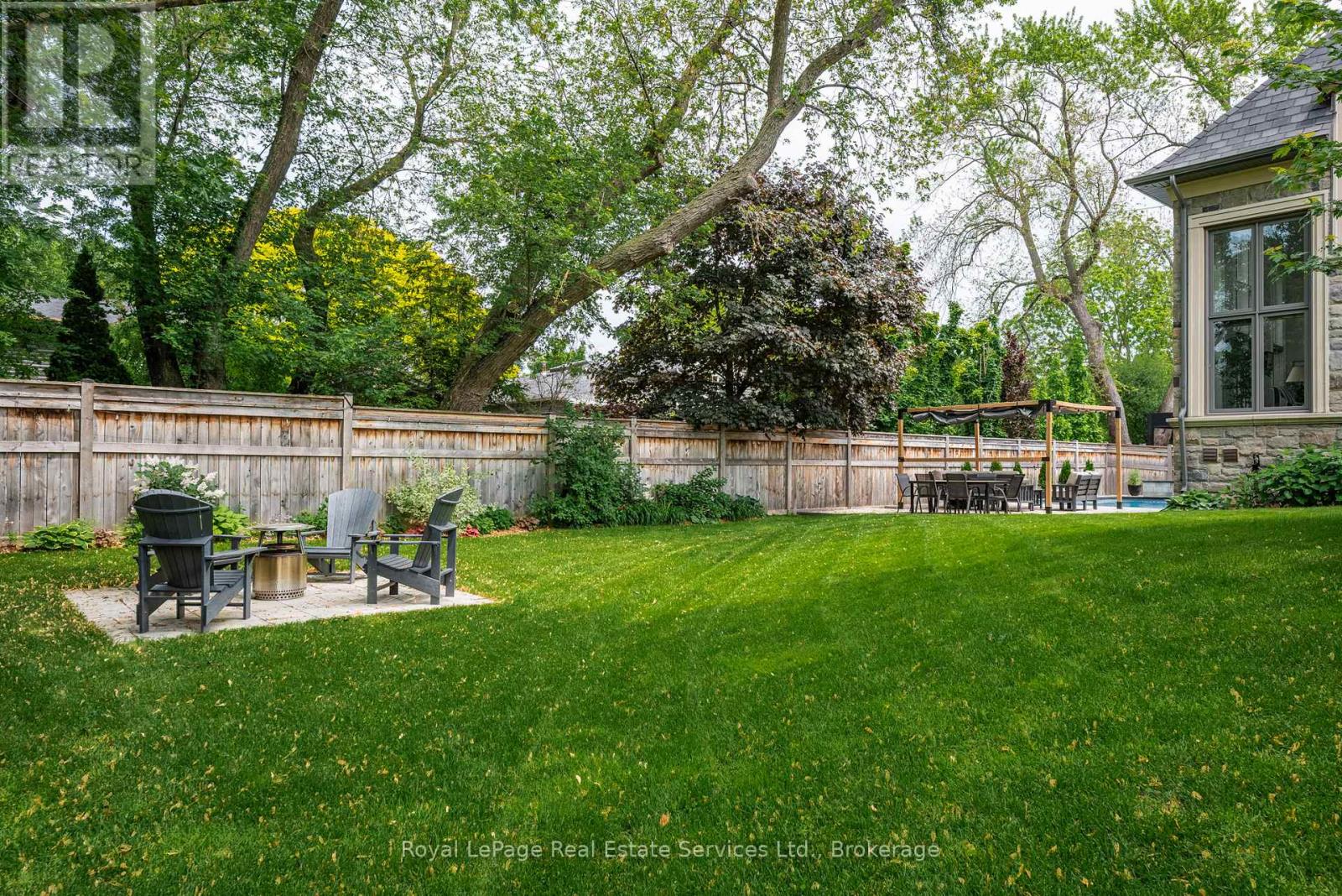 215 Prince George Crescent, Oakville, Ontario  L6L 0G5 - Photo 43 - W12426210