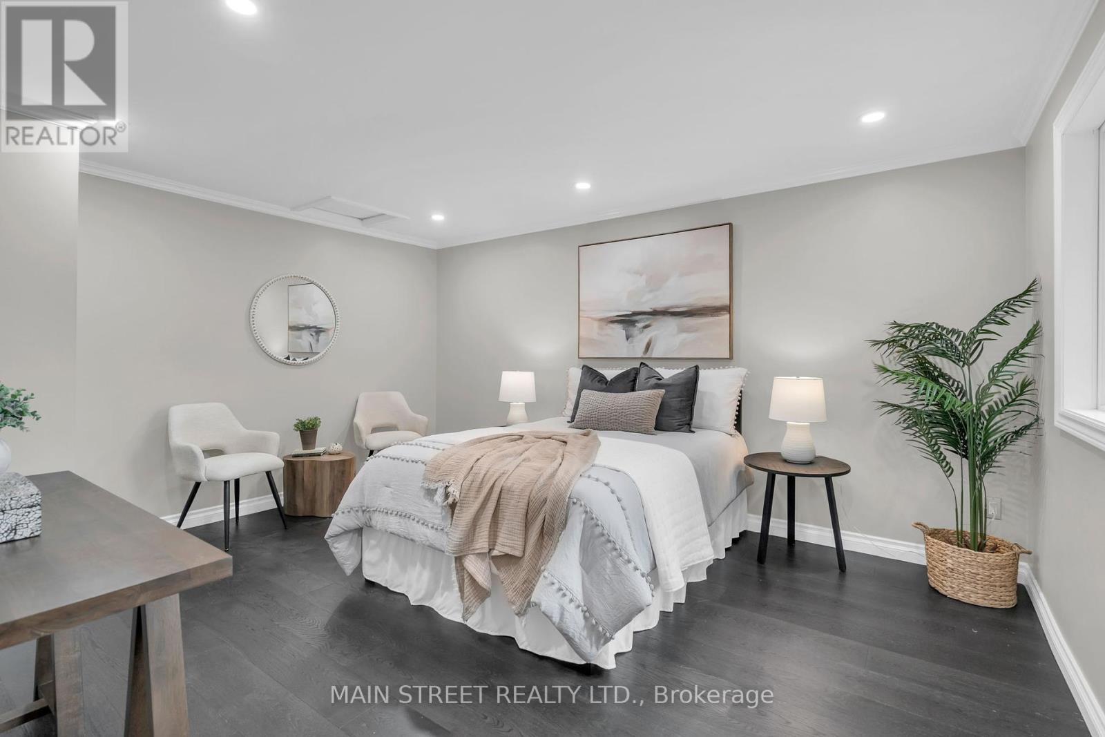 255 Malton Road, Newmarket, Ontario  L3Y 6B3 - Photo 11 - N12425957