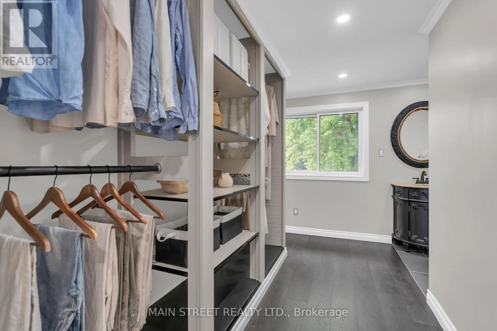 255 Malton Road, Newmarket, Ontario  L3Y 6B3 - Photo 14 - N12425957