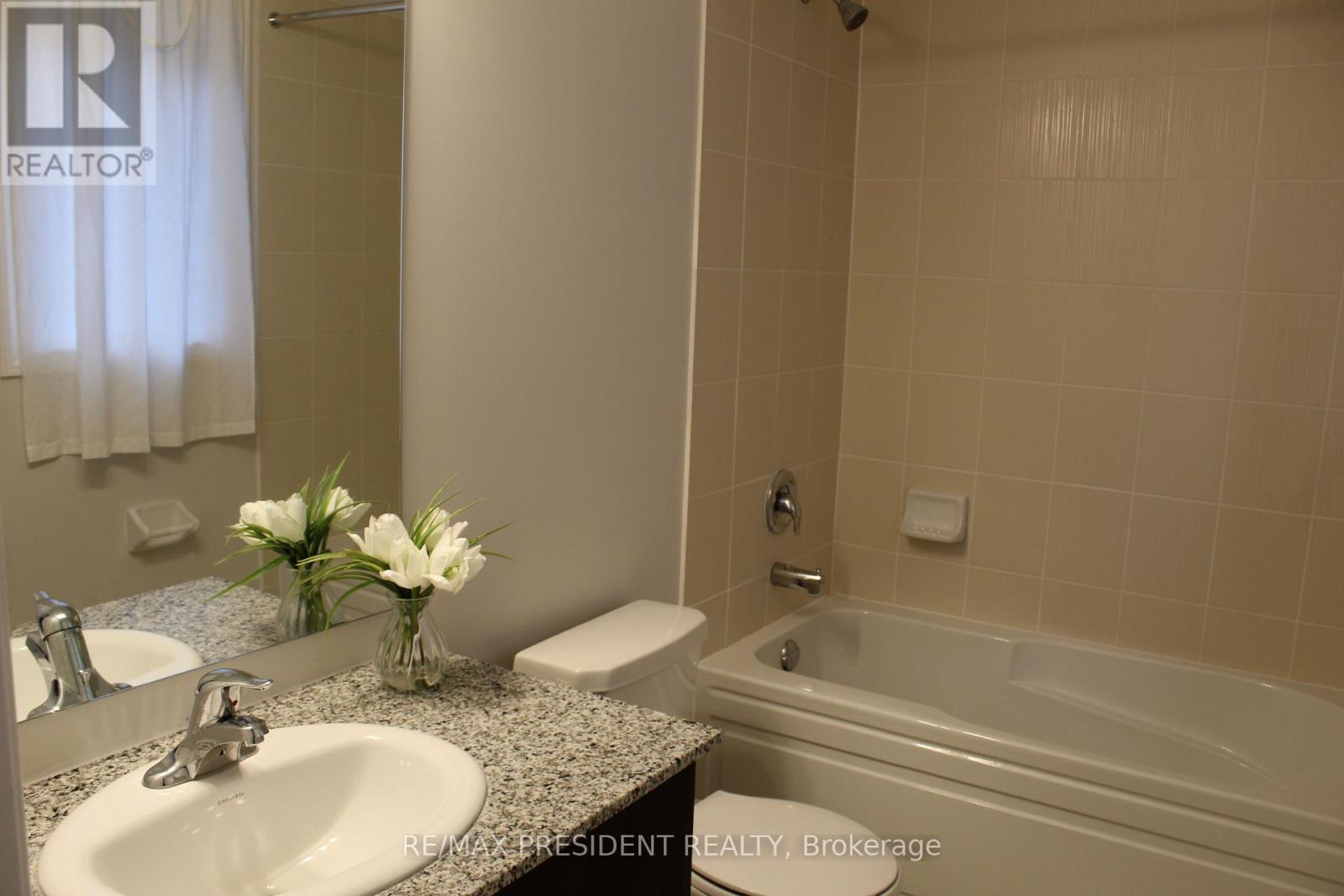 83 Brethet Heights, New Tecumseth, Ontario  L0G 1A0 - Photo 16 - N12426010