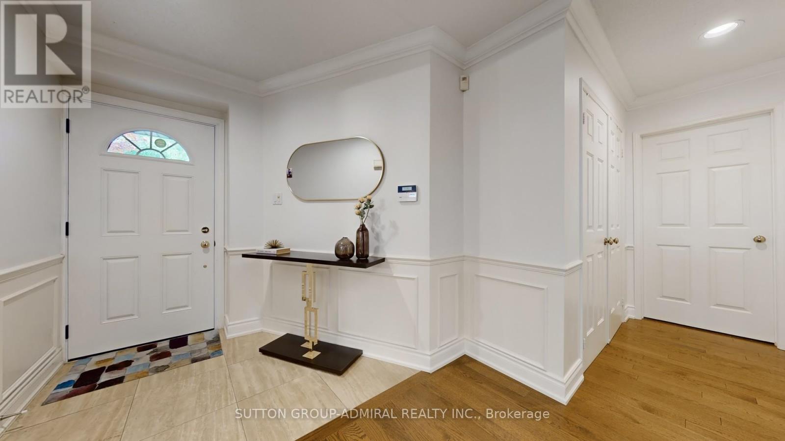 6 Mcdougall Court, Vaughan, Ontario  L4J 7A1 - Photo 20 - N12426034