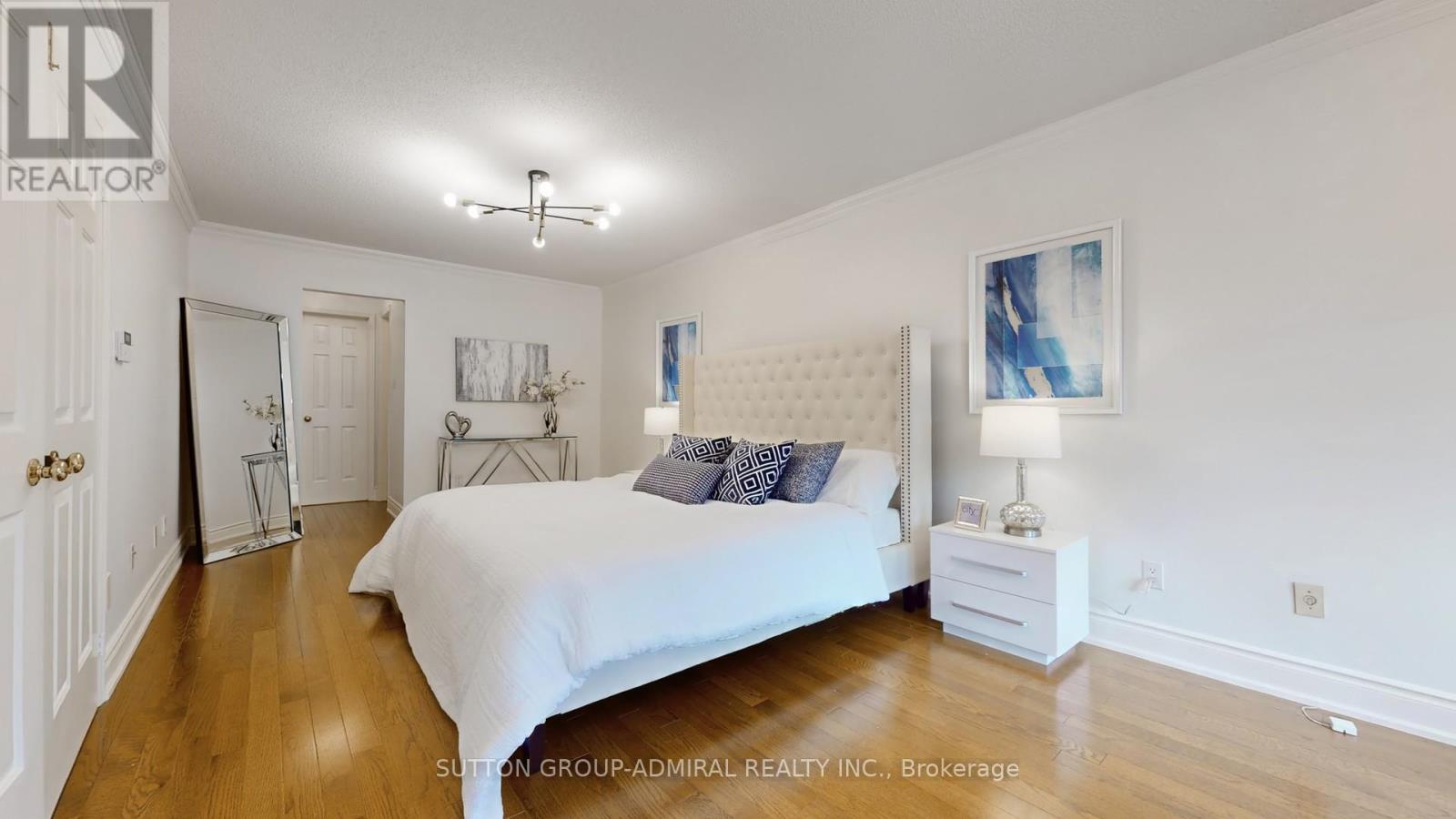 6 Mcdougall Court, Vaughan, Ontario  L4J 7A1 - Photo 23 - N12426034