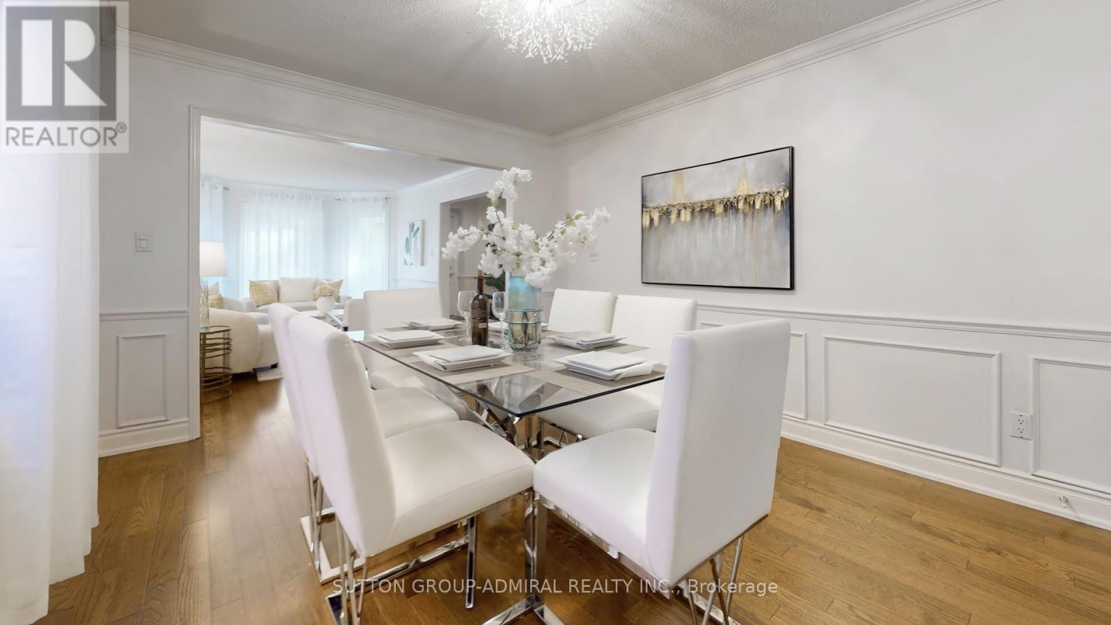 6 Mcdougall Court, Vaughan, Ontario  L4J 7A1 - Photo 7 - N12426034
