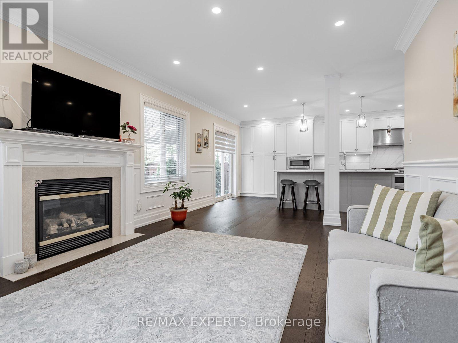 6 Lookout Point Court, Vaughan, Ontario  L4H 1N7 - Photo 12 - N12426038