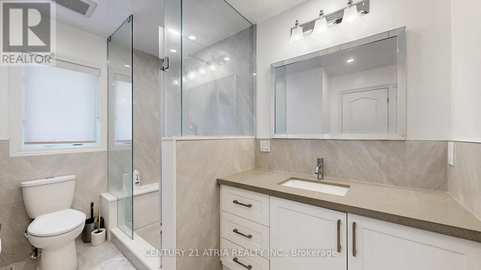 57 Melbourne Drive, Richmond Hill, Ontario  L4S 2V2 - Photo 32 - N12426094