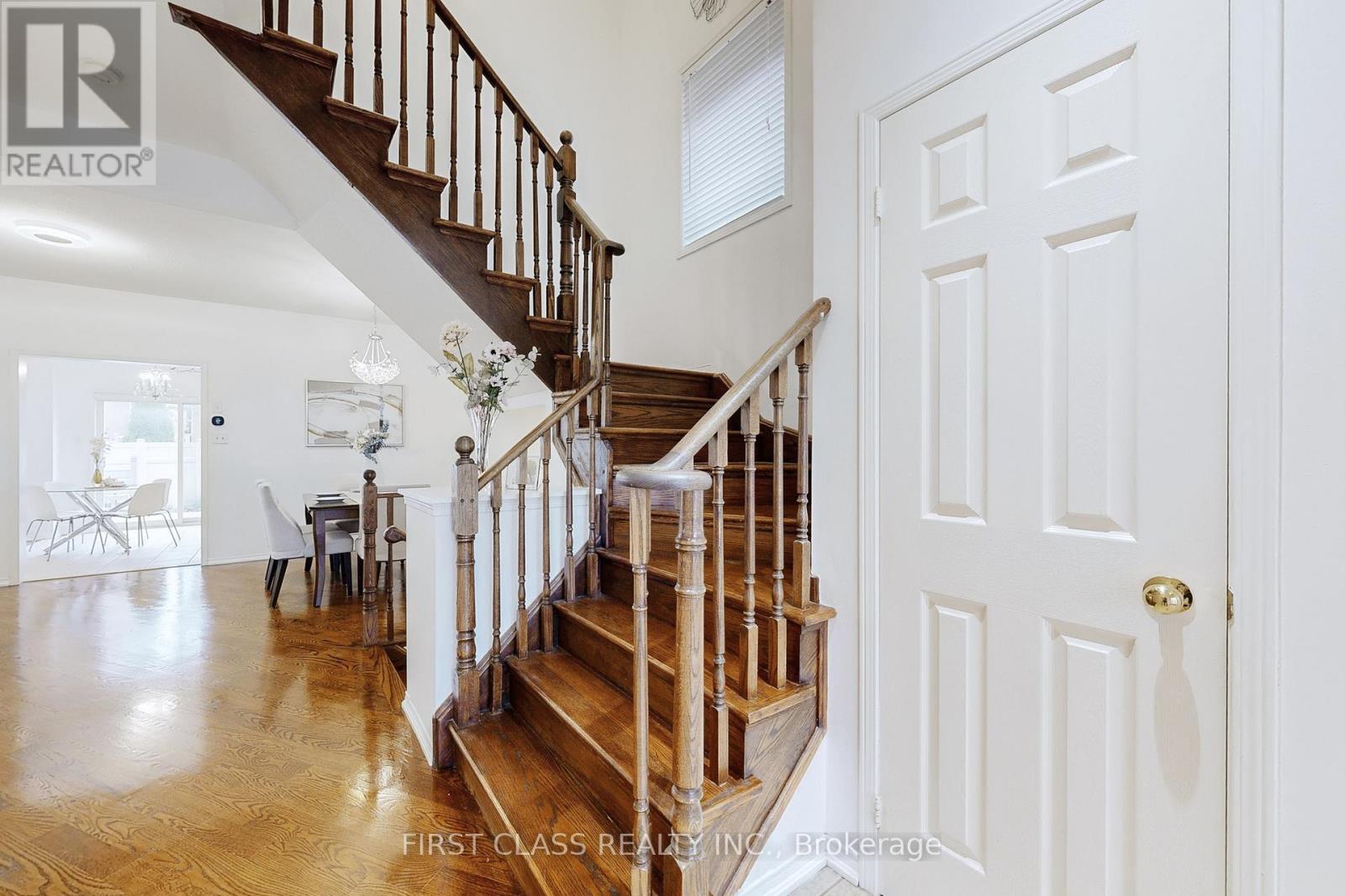 79 Carnoustie Crescent, Richmond Hill, Ontario  L4E 0A1 - Photo 15 - N12426104