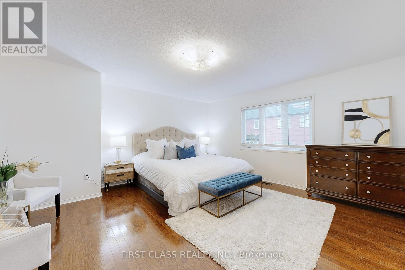 79 Carnoustie Crescent, Richmond Hill, Ontario  L4E 0A1 - Photo 17 - N12426104
