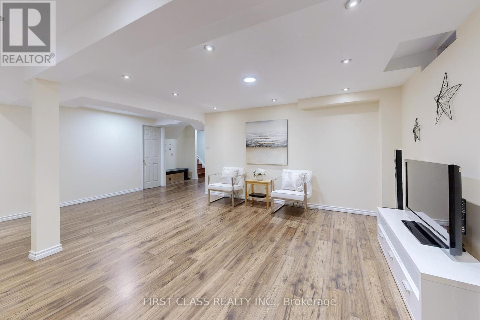 79 Carnoustie Crescent, Richmond Hill, Ontario  L4E 0A1 - Photo 32 - N12426104