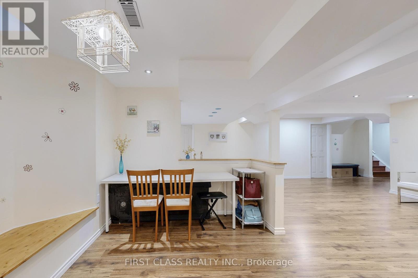 79 Carnoustie Crescent, Richmond Hill, Ontario  L4E 0A1 - Photo 38 - N12426104