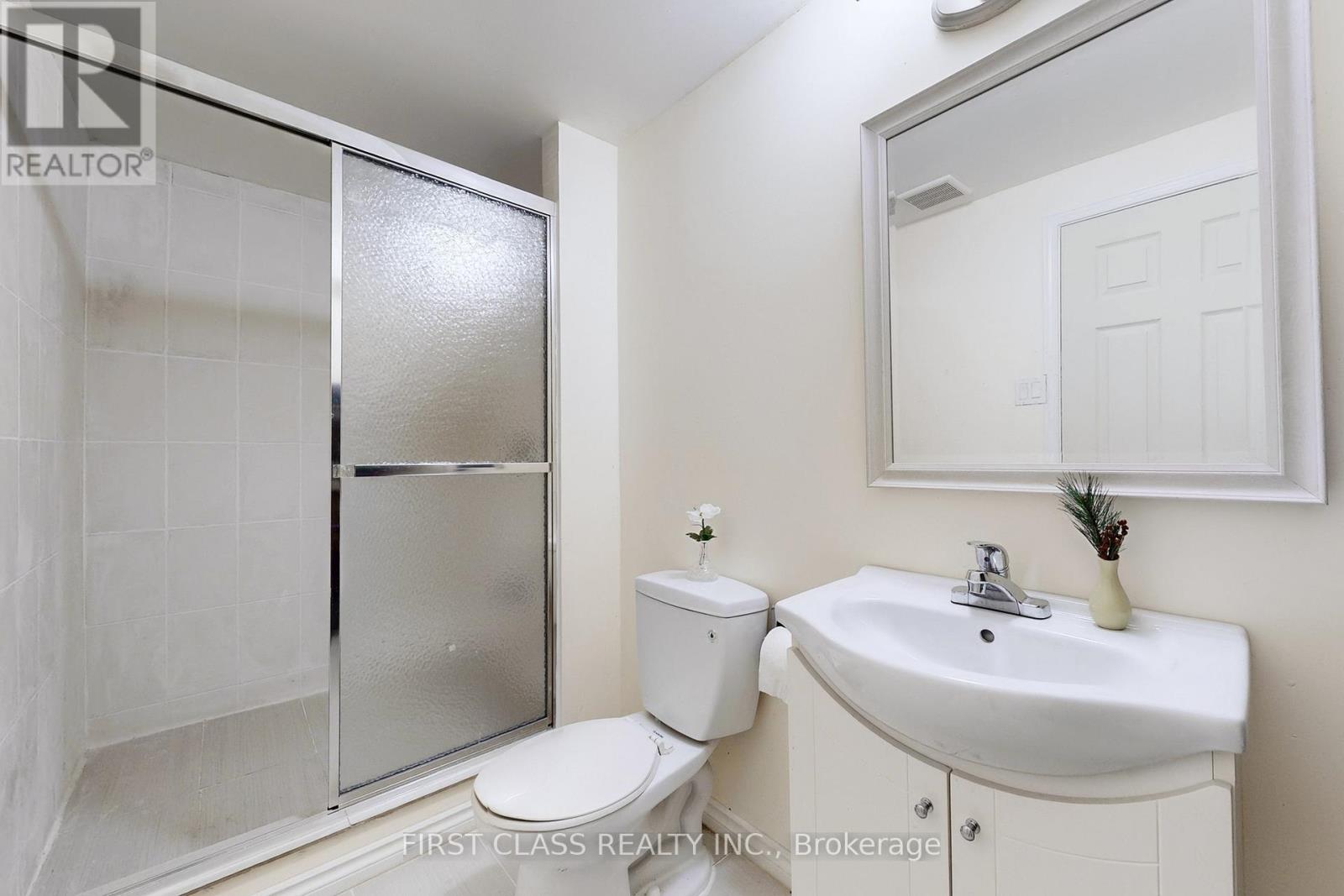 79 Carnoustie Crescent, Richmond Hill, Ontario  L4E 0A1 - Photo 39 - N12426104