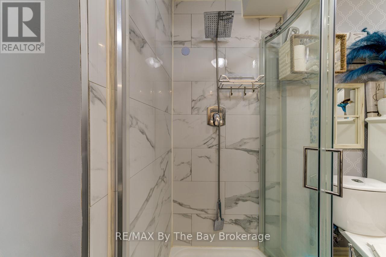 9 Allen Drive N, Wasaga Beach, Ontario  L9Z 1K5 - Photo 25 - S12426181