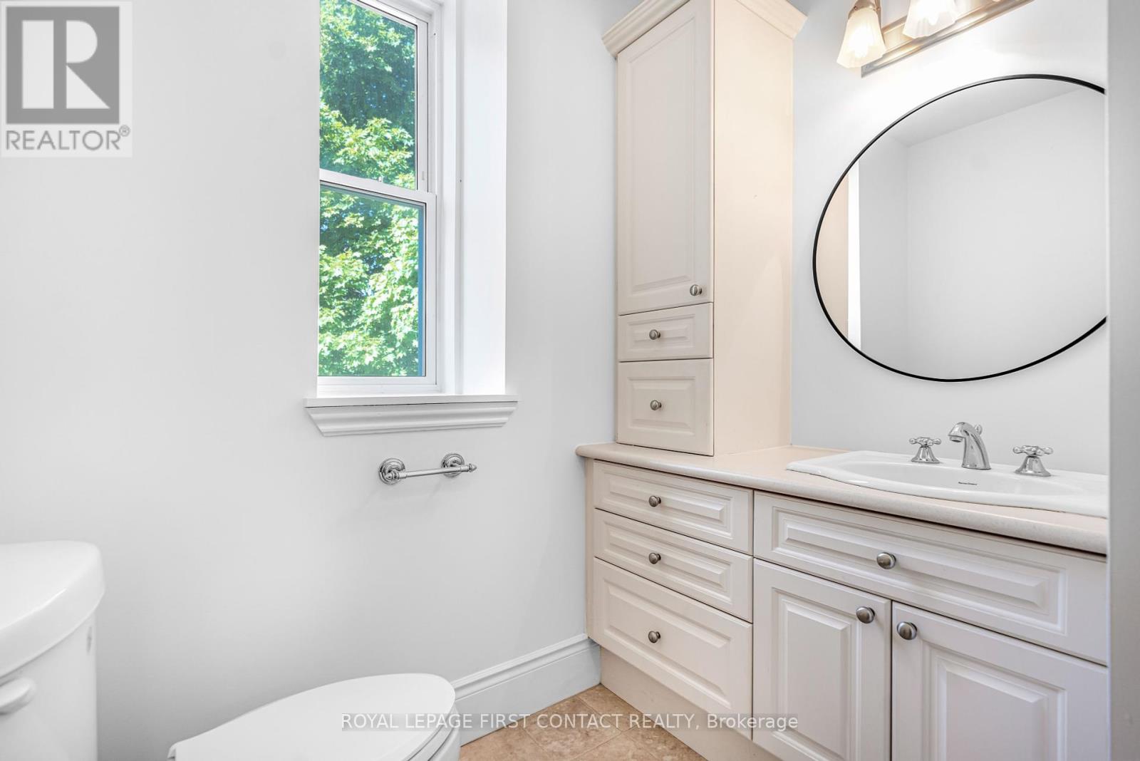 14&16 Peel Street, Barrie, Ontario  L4M 3K8 - Photo 19 - S12425965