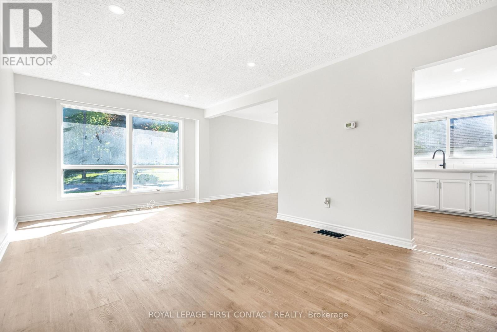 14&16 Peel Street, Barrie, Ontario  L4M 3K8 - Photo 3 - S12425965