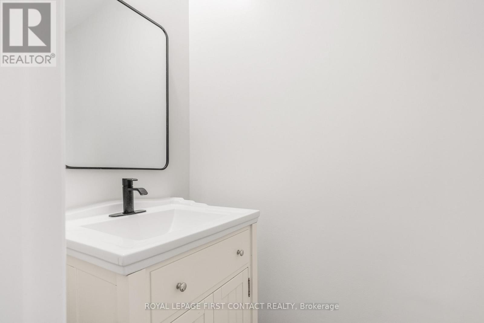 14&16 Peel Street, Barrie, Ontario  L4M 3K8 - Photo 6 - S12425965