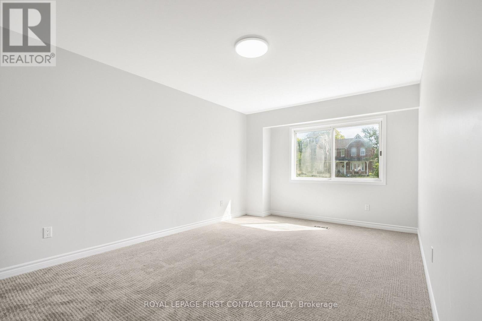 14&16 Peel Street, Barrie, Ontario  L4M 3K8 - Photo 8 - S12425965