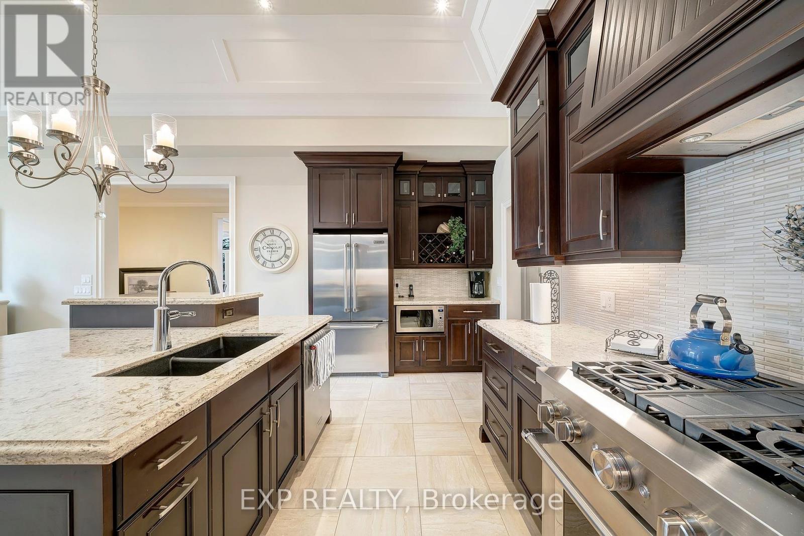 48 Timmsdale Crescent, Pelham, Ontario  L0S 1E5 - Photo 13 - X12426147