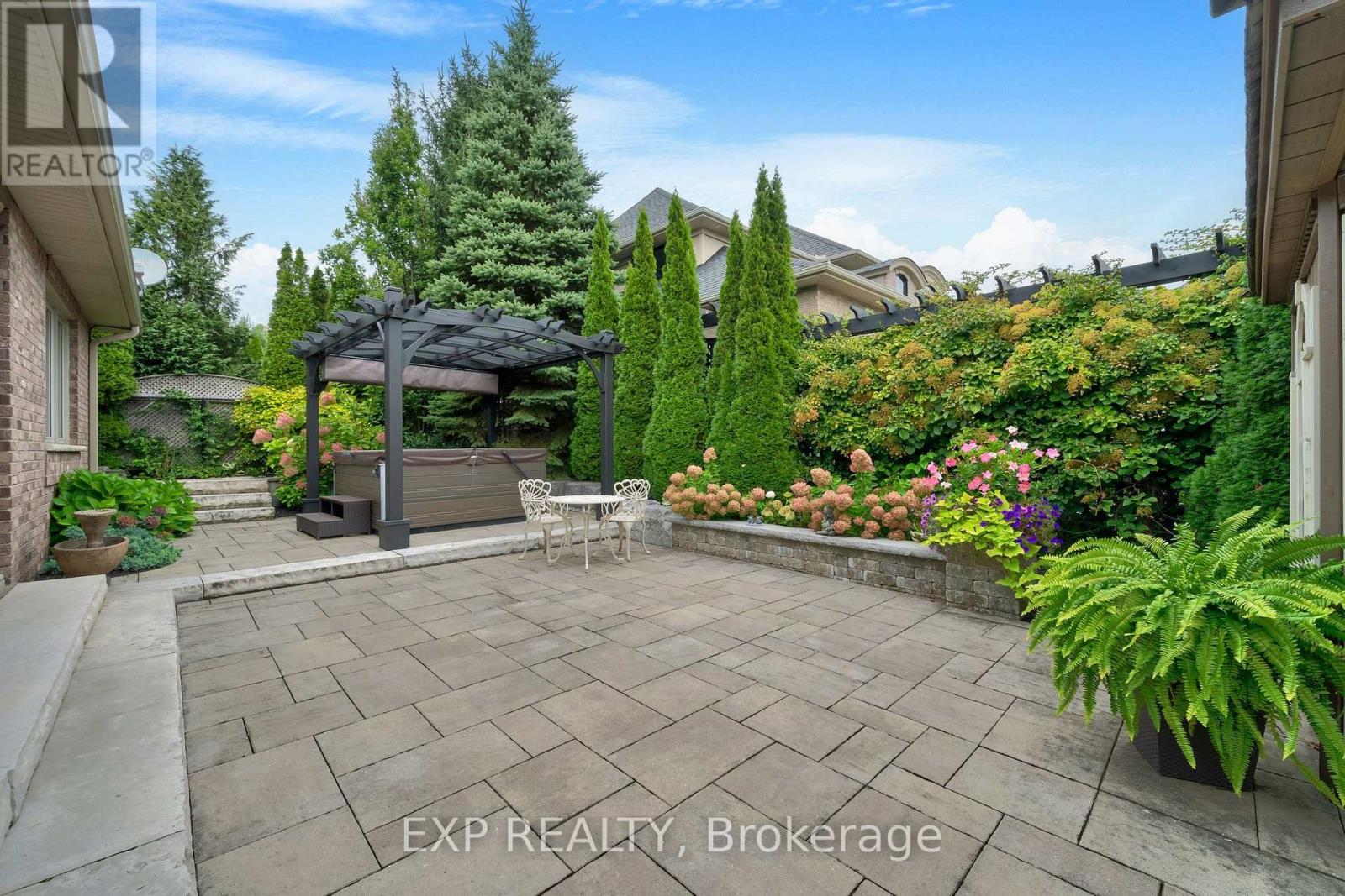 48 Timmsdale Crescent, Pelham, Ontario  L0S 1E5 - Photo 44 - X12426147