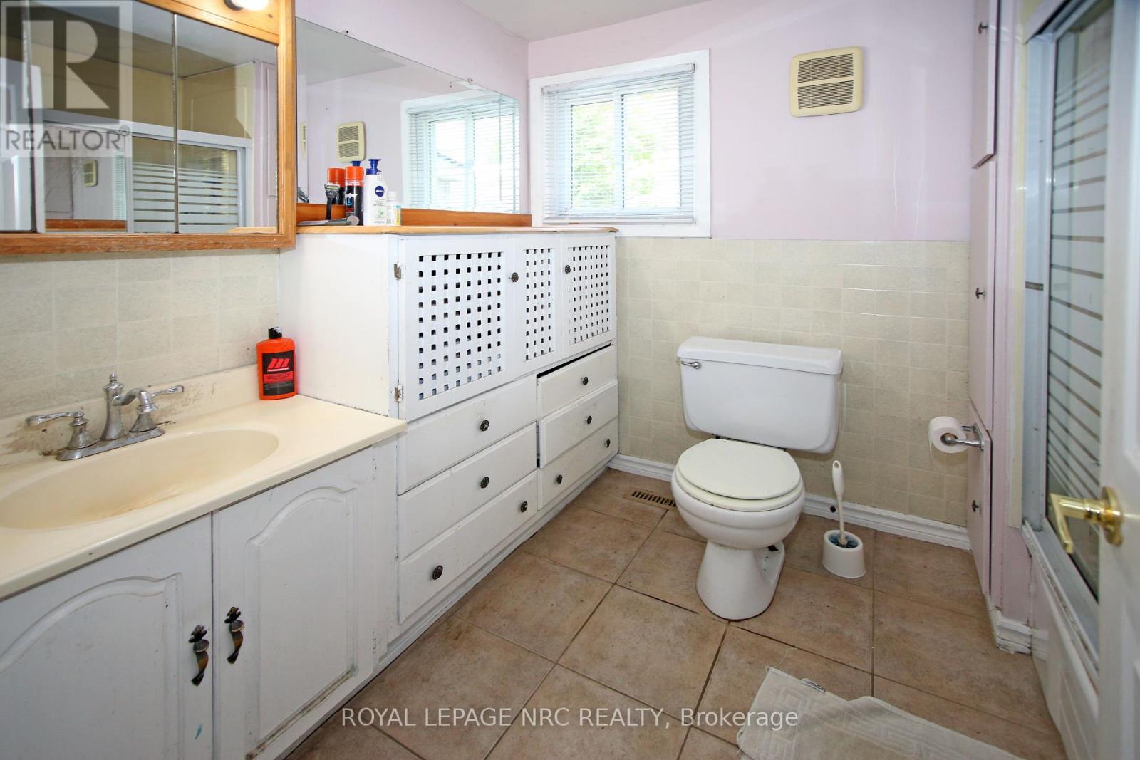 243 North Street N, Fort Erie, Ontario  L2A 3R9 - Photo 24 - X12426153