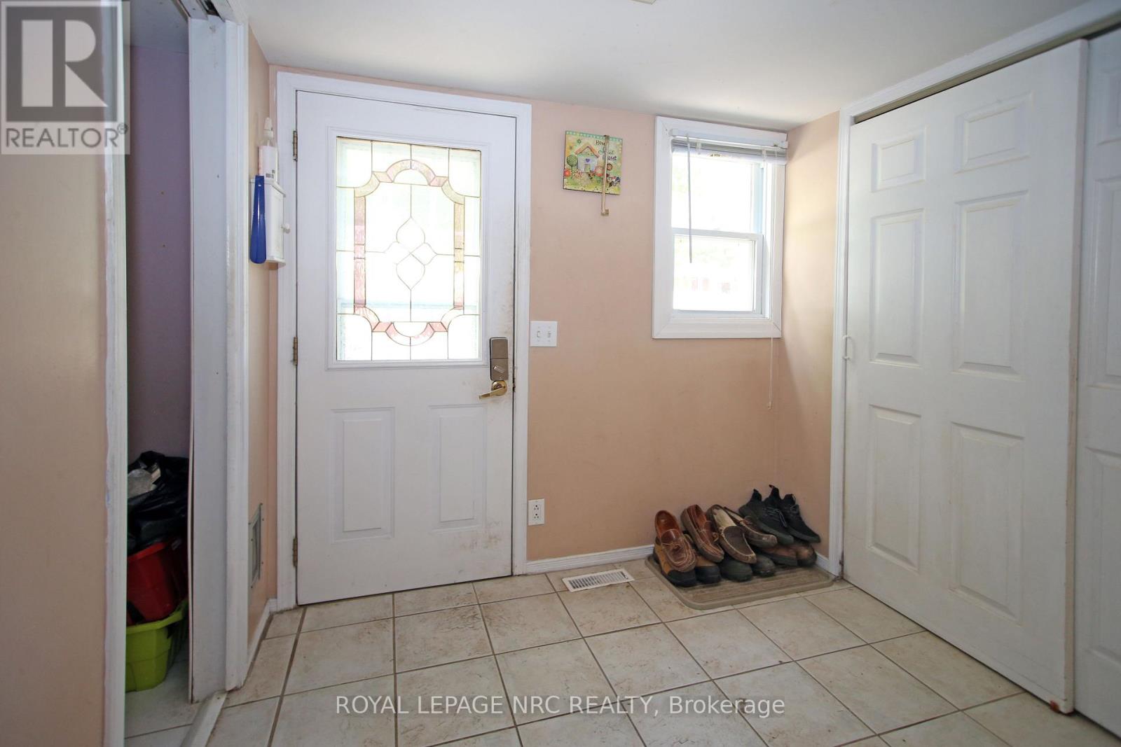 243 North Street N, Fort Erie, Ontario  L2A 3R9 - Photo 26 - X12426153