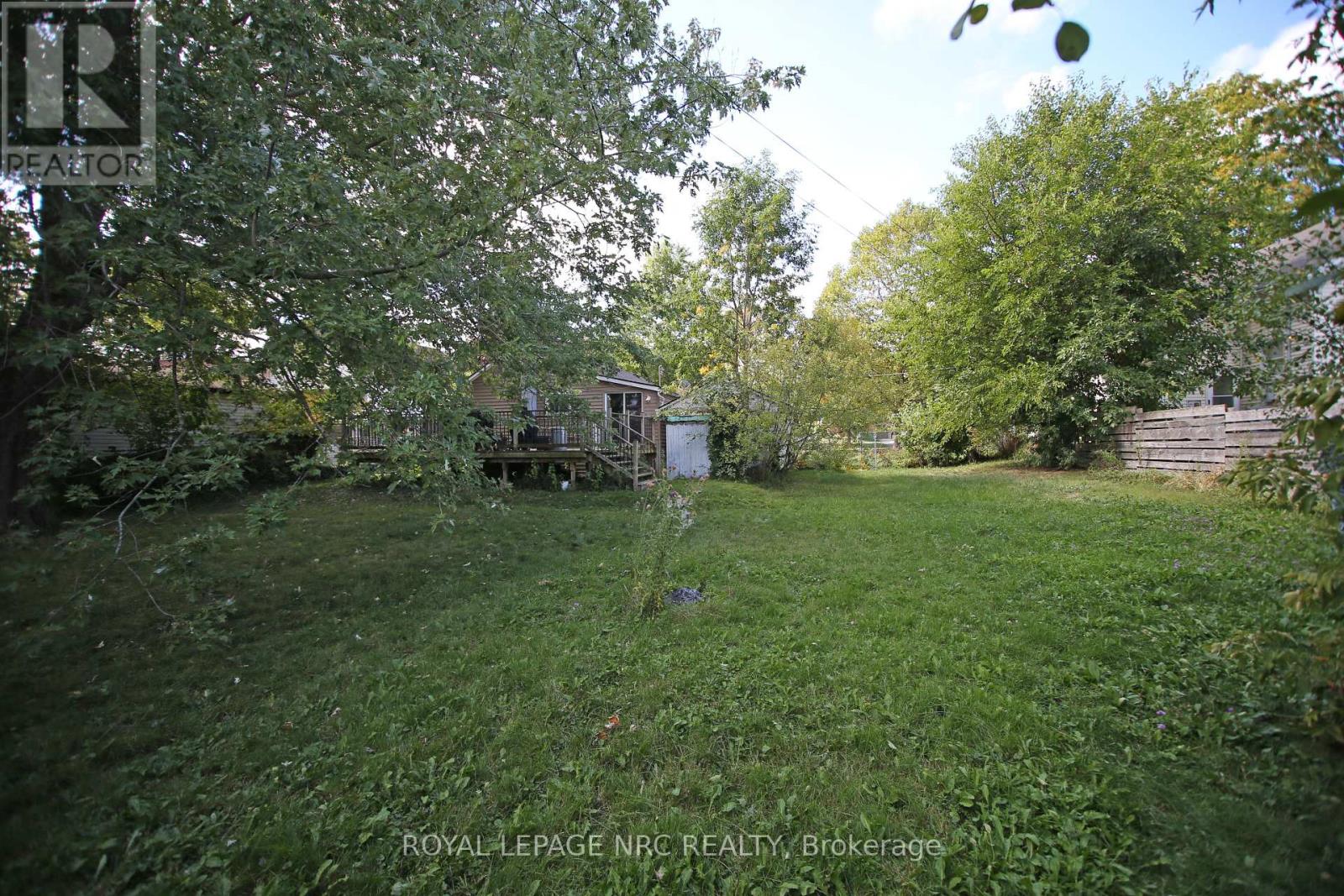 243 North Street N, Fort Erie, Ontario  L2A 3R9 - Photo 38 - X12426153