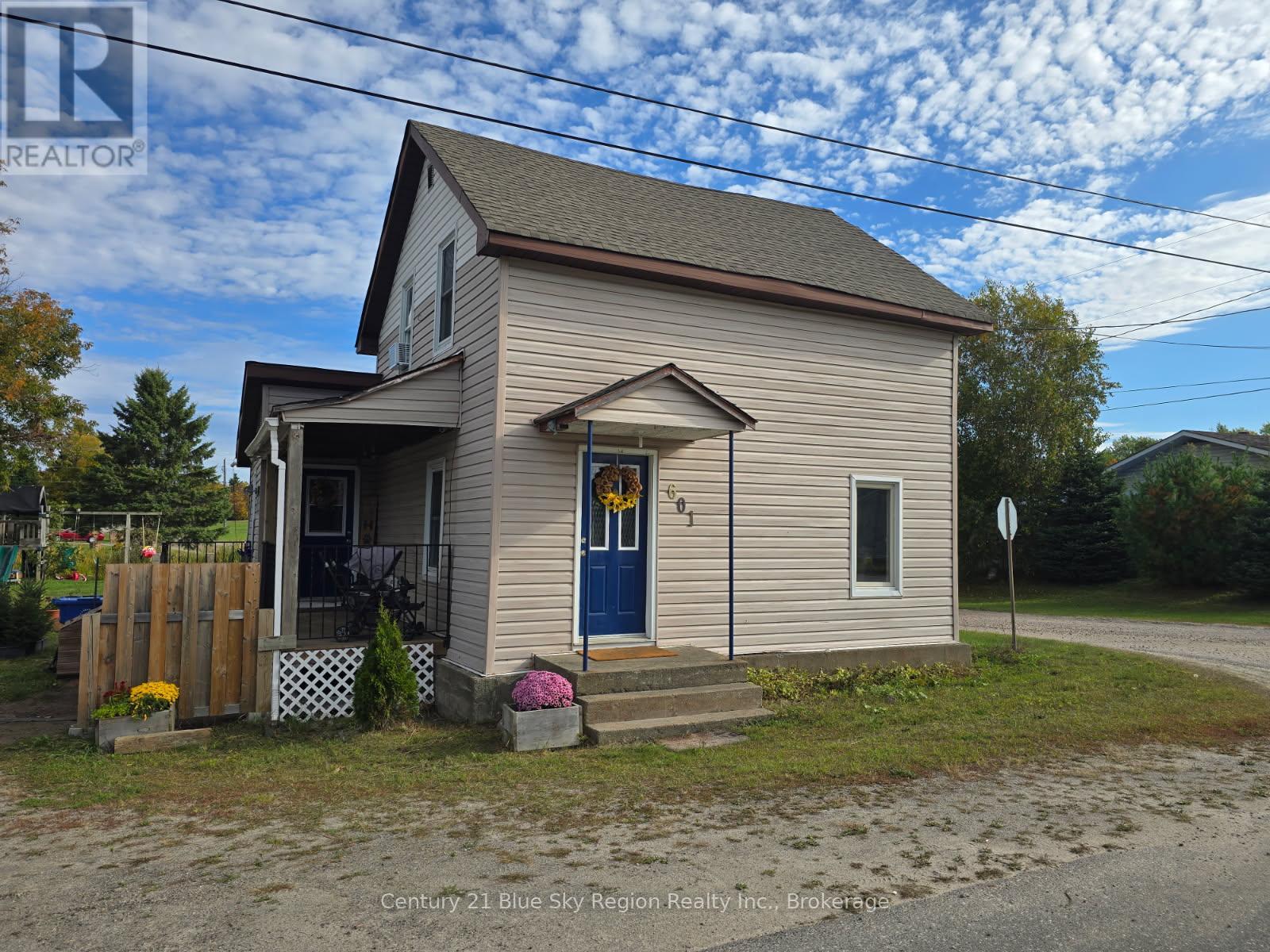 601 DRIVE-IN ROAD, West Nipissing, Ontario