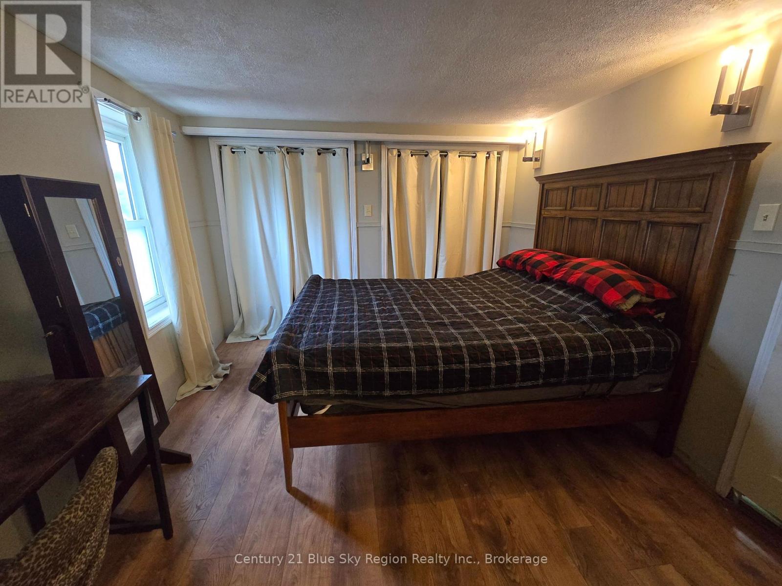 601 Drive-In Road, West Nipissing, Ontario  P2B 2R1 - Photo 16 - X12426184
