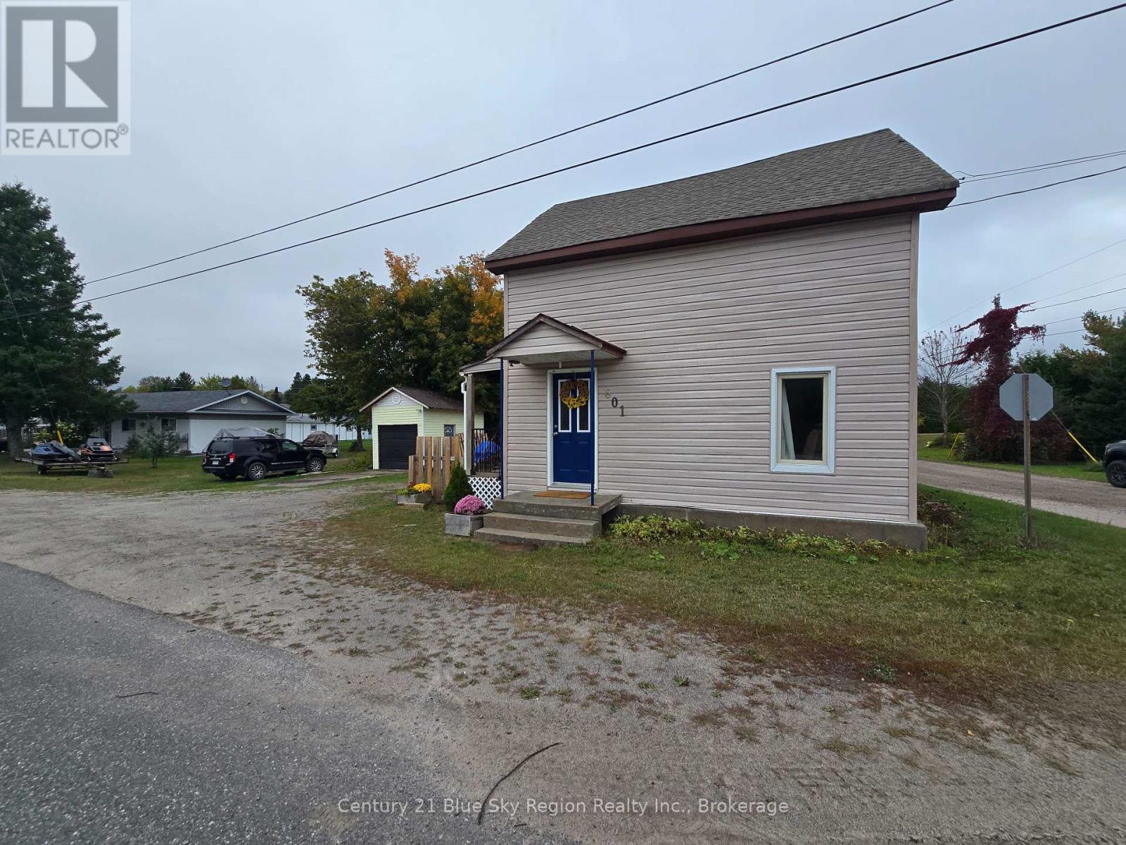 601 Drive-In Road, West Nipissing, Ontario  P2B 2R1 - Photo 21 - X12426184