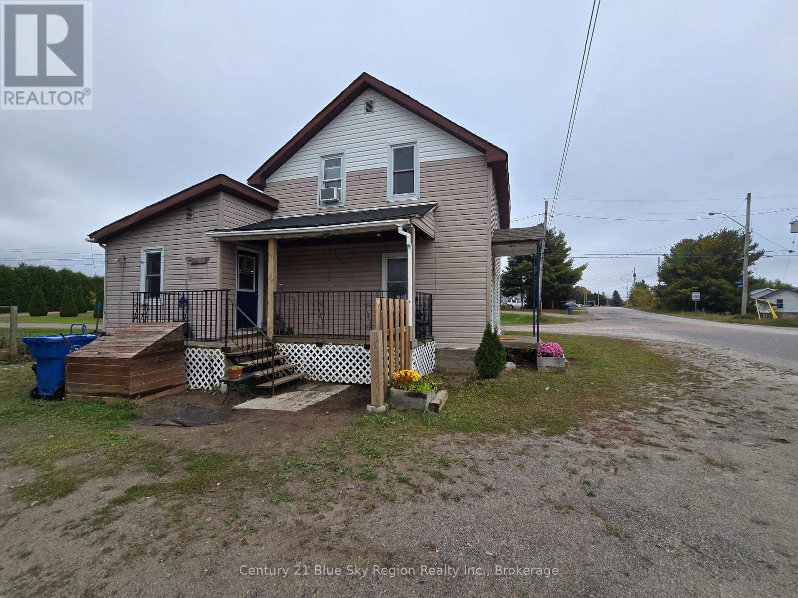 601 Drive-In Road, West Nipissing, Ontario  P2B 2R1 - Photo 23 - X12426184