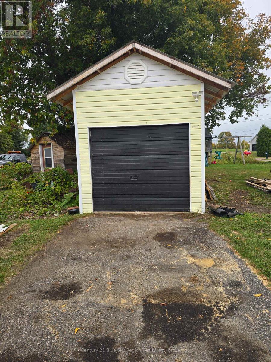 601 Drive-In Road, West Nipissing, Ontario  P2B 2R1 - Photo 25 - X12426184