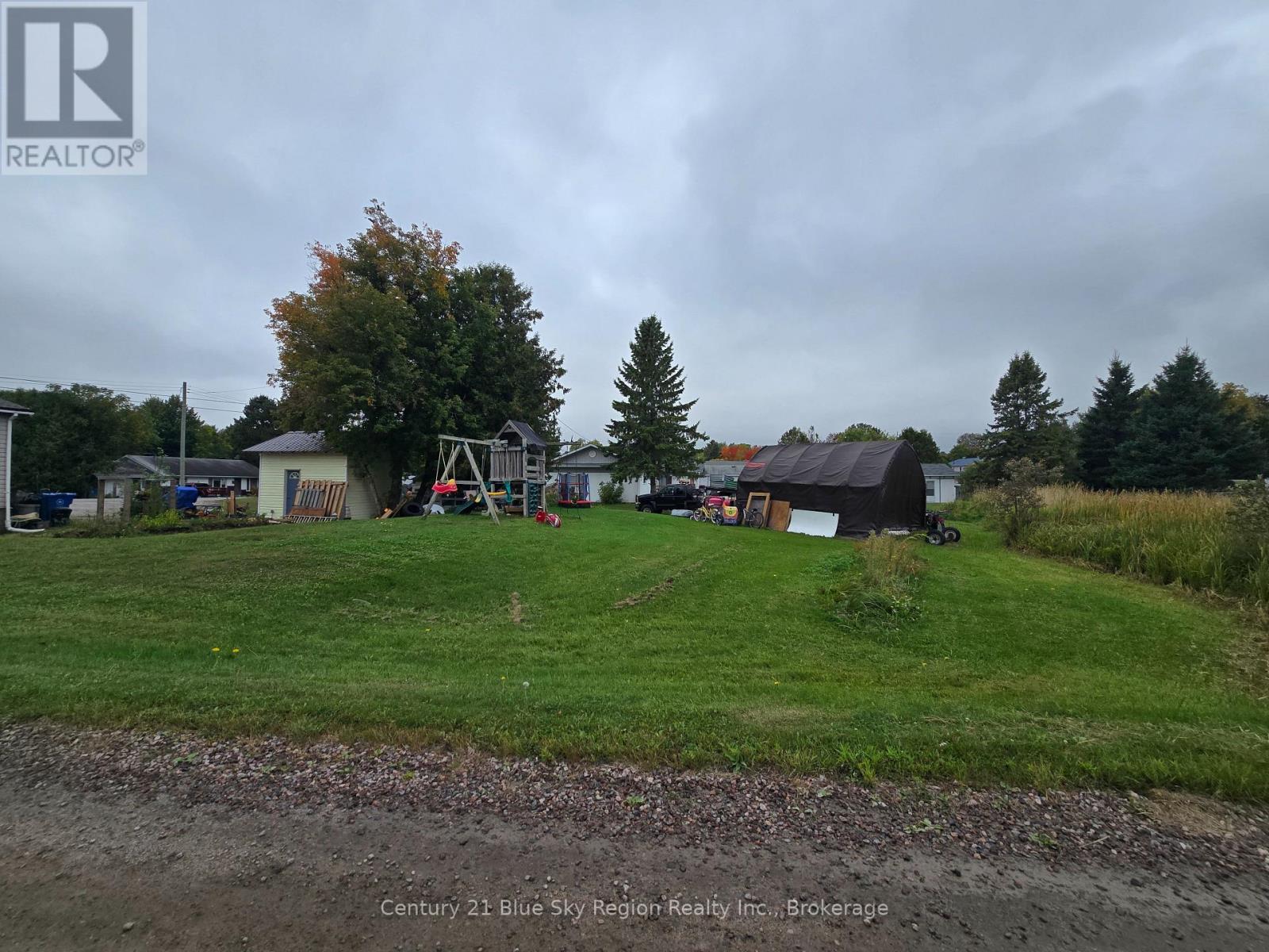 601 Drive-In Road, West Nipissing, Ontario  P2B 2R1 - Photo 29 - X12426184
