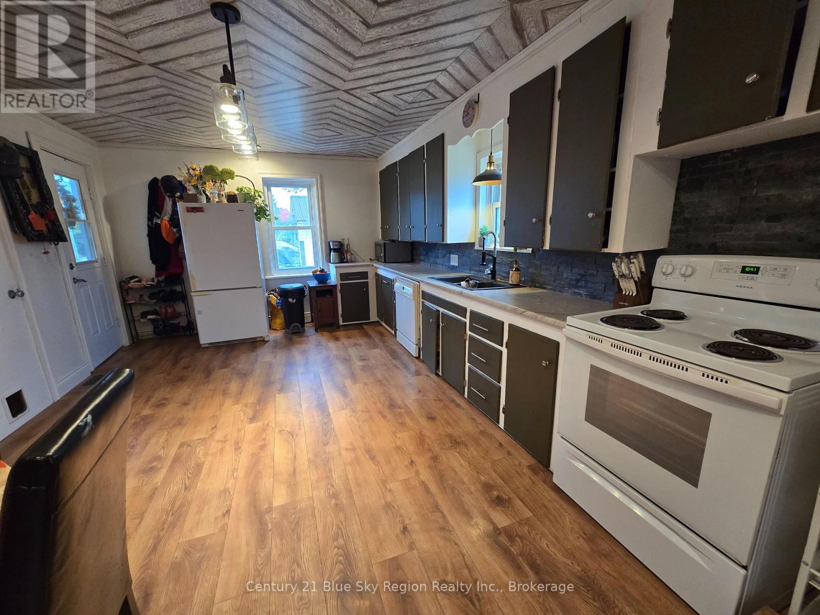601 Drive-In Road, West Nipissing, Ontario  P2B 2R1 - Photo 3 - X12426184
