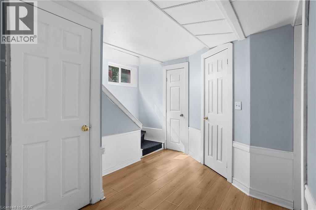 4586 Fifth Avenue, Niagara Falls, Ontario  L2E 4R6 - Photo 6 - 40773586