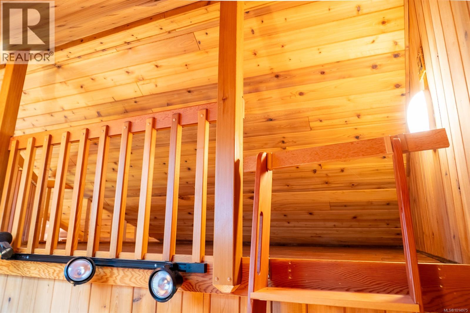 8807 Ainslie Point Rd, Pender Island, British Columbia  V0N 2M3 - Photo 29 - 1014975