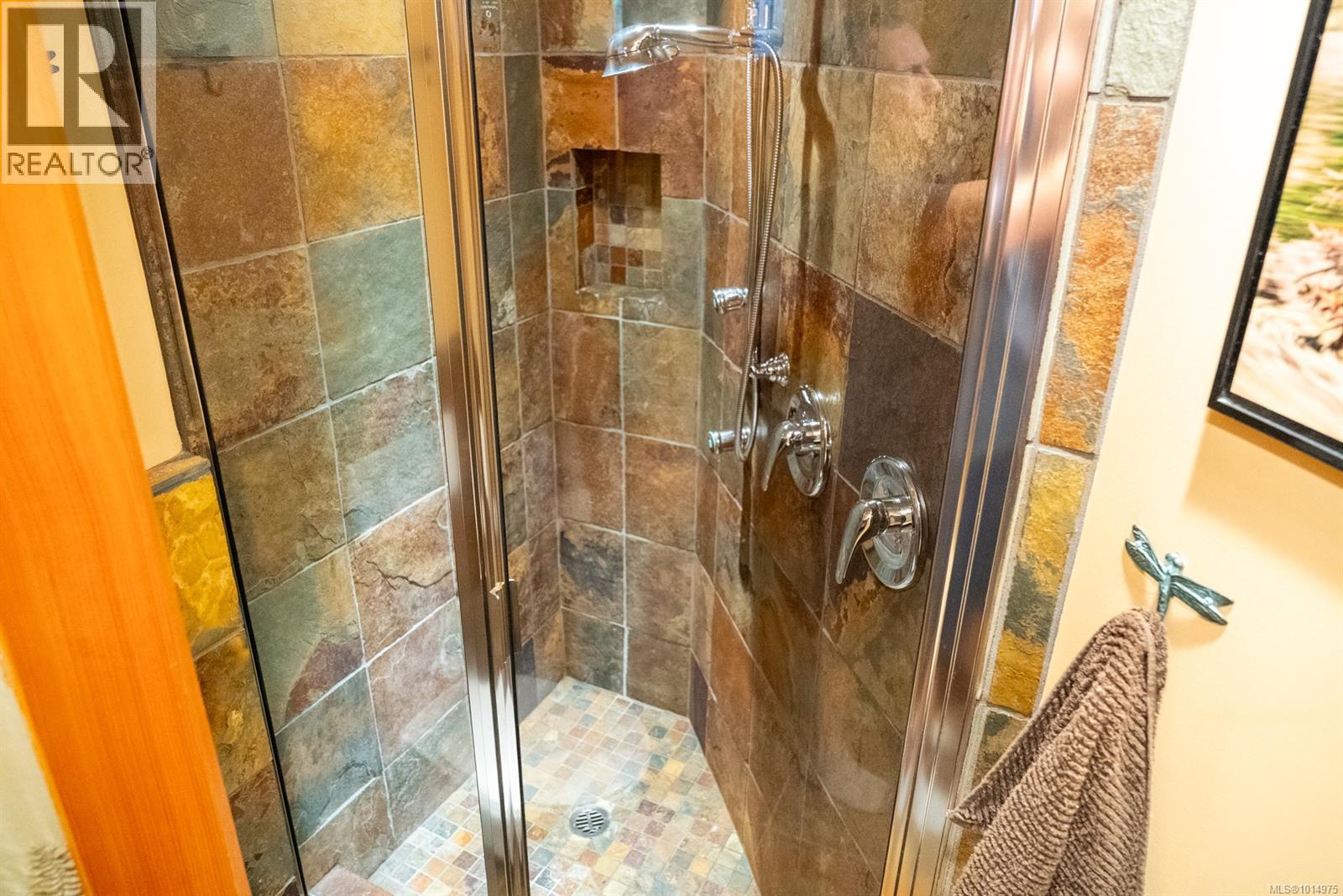 8807 Ainslie Point Rd, Pender Island, British Columbia  V0N 2M3 - Photo 40 - 1014975