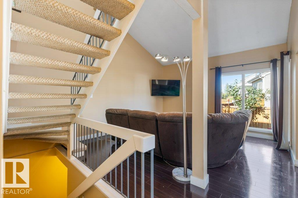 216 Chateau Pl Nw, Edmonton, Alberta  T5T 1V3 - Photo 8 - E4459133