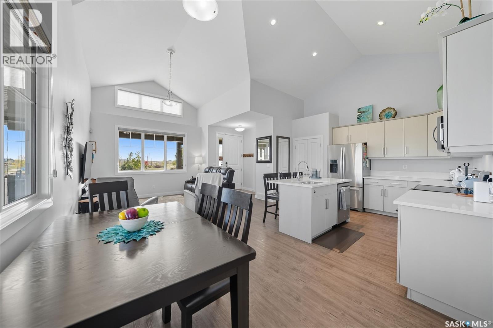 687 Secord Bend, Saskatoon, Saskatchewan  S7V 0M7 - Photo 12 - SK019188