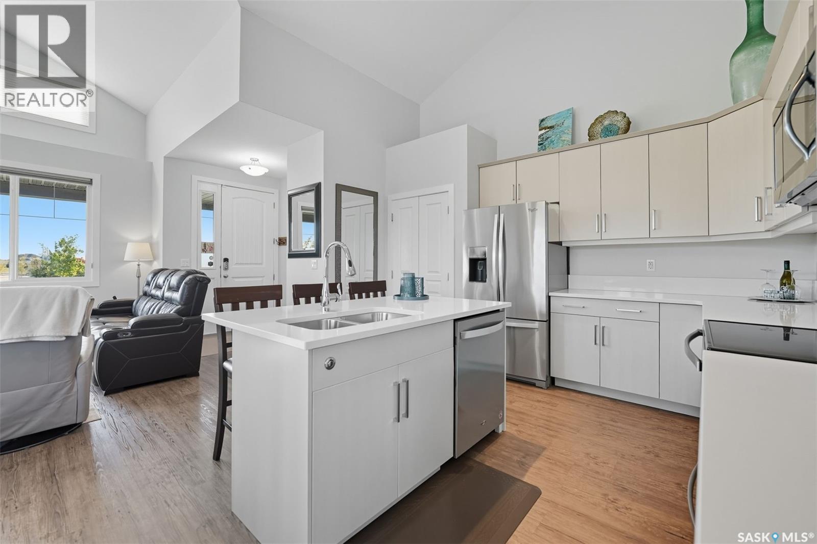 687 Secord Bend, Saskatoon, Saskatchewan  S7V 0M7 - Photo 8 - SK019188